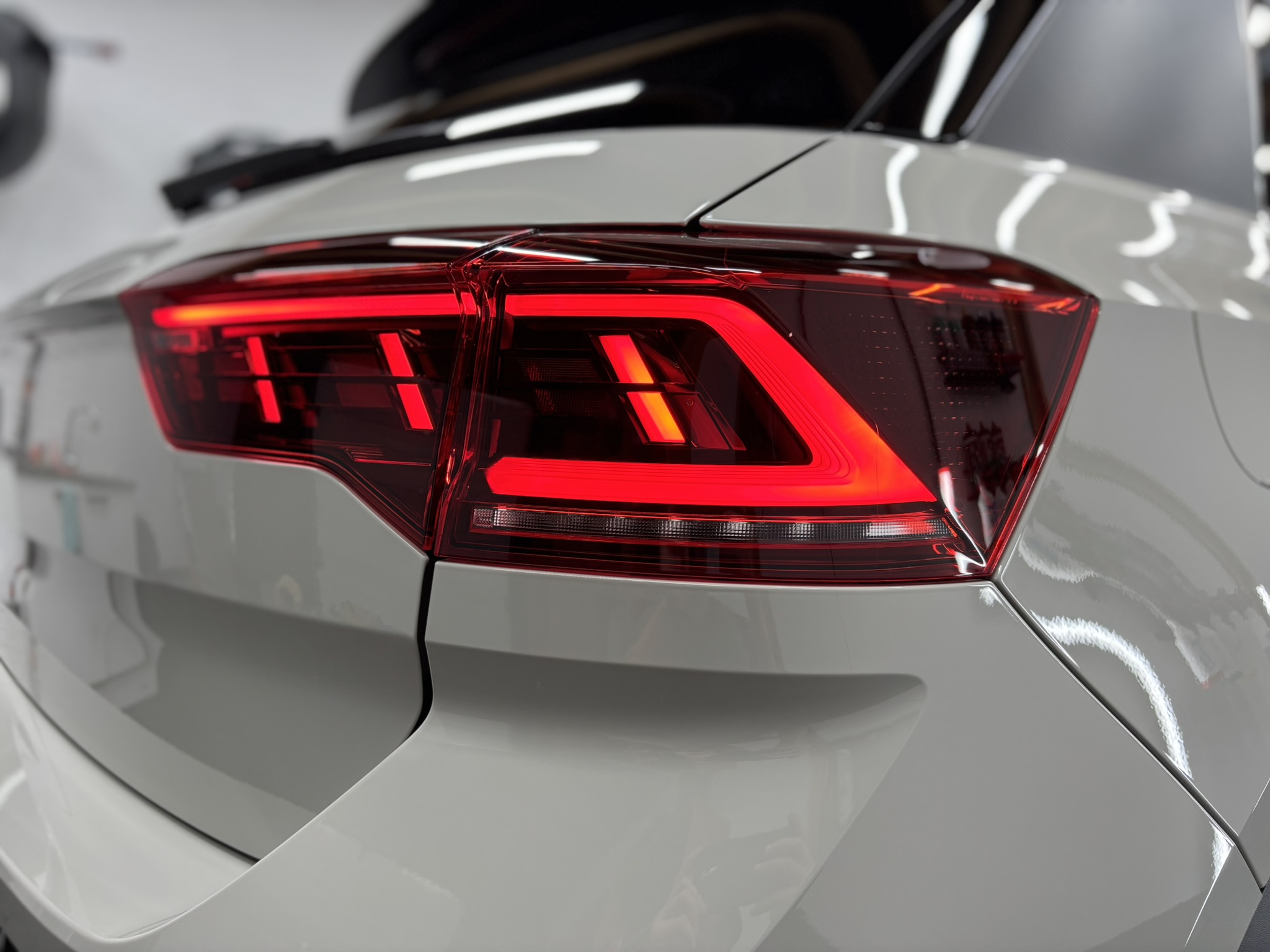 Volkswagen T-Roc Diamond Body 36